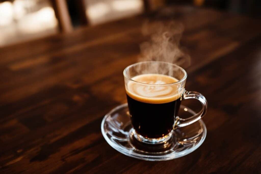 Café long black : définition et préparation de ce café allongé